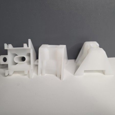 PONTETS PLASTIQUES H39 POUR 3.333.39 ET COBACIER (sachet de 100 pièces)